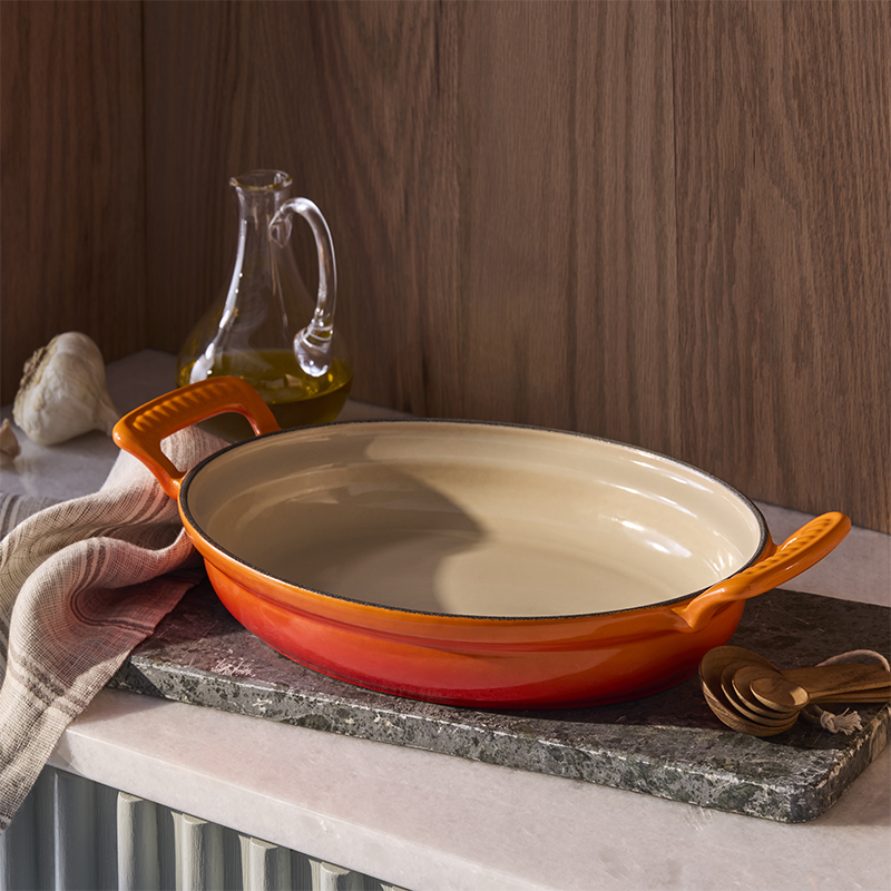 Modern Heritage Oval Baker Modern Heritage Oval Baker